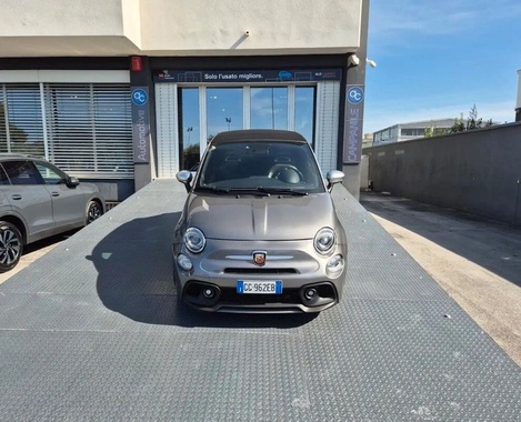 Abarth 595 2021