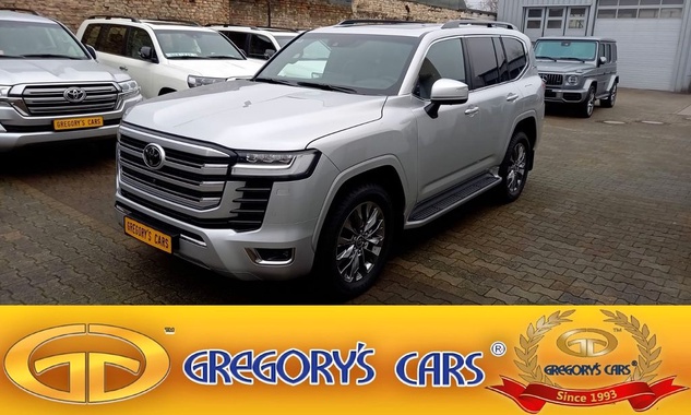 Toyota Land Cruiser 2023