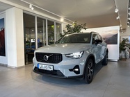 Volvo XC40 2025