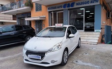 Peugeot 208 2013