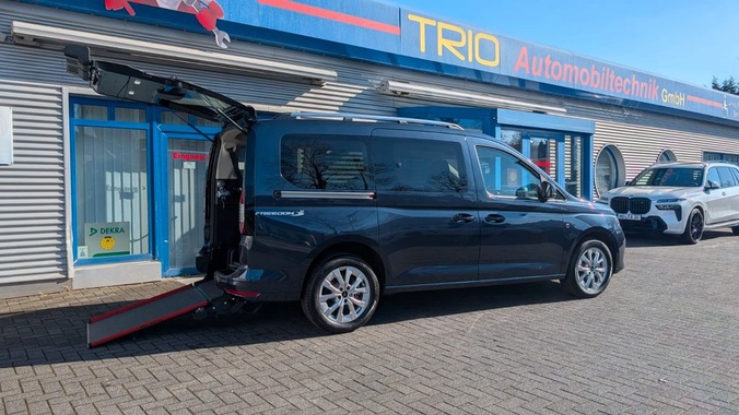 Ford Grand Tourneo 2026