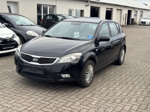 Kia cee'd / Ceed 2011