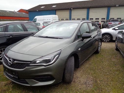 Opel Astra 2021
