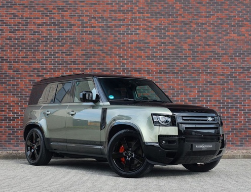 Land Rover Defender 2024