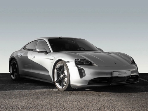 Porsche Taycan 2022