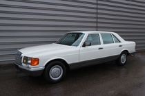 Mercedes-Benz 500 1984