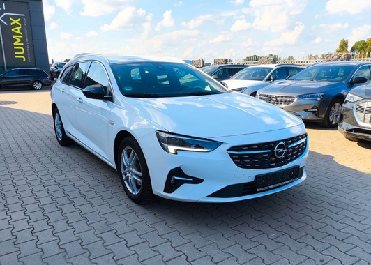 Opel Insignia 2021