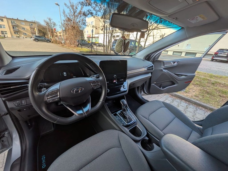 Hyundai Ioniq
