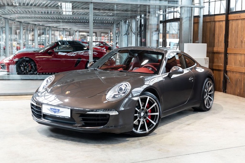 Porsche 991