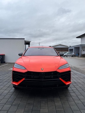 Lamborghini Urus 2025