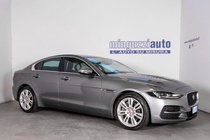 Jaguar XE 2019