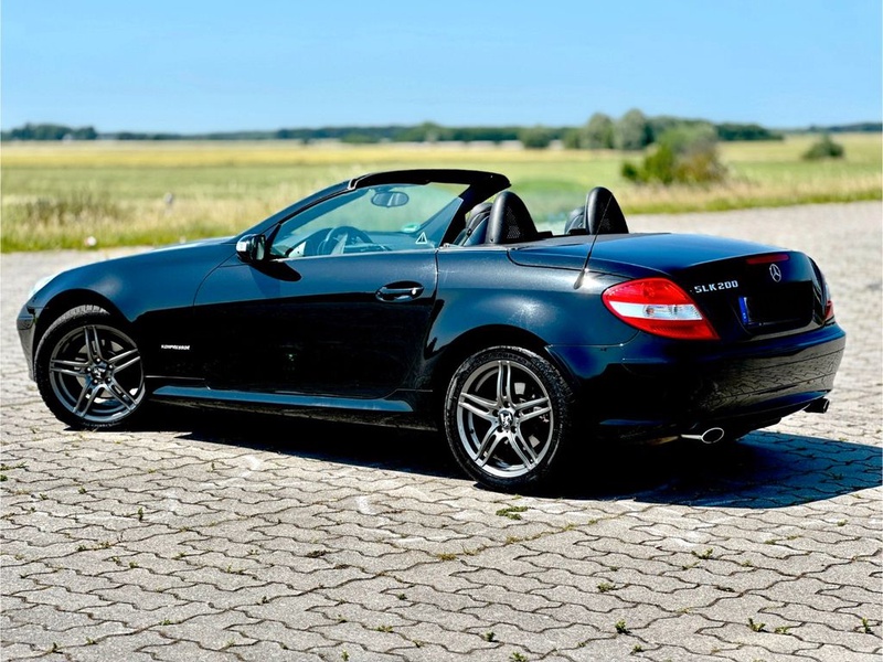 Mercedes-Benz SLK-Class