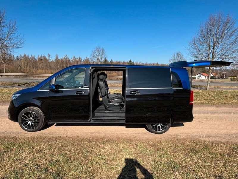 Mercedes-Benz V-Class