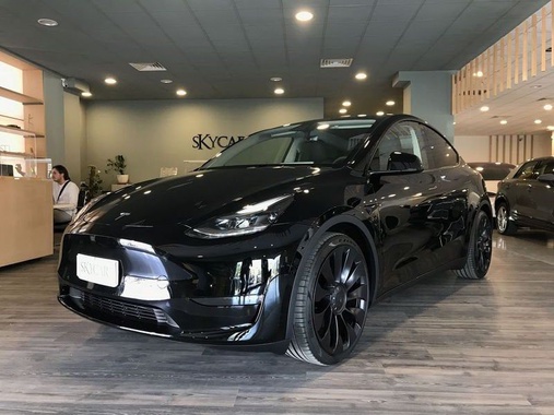 Tesla Model Y 2022