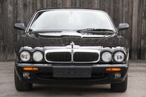 Jaguar XJ 2000