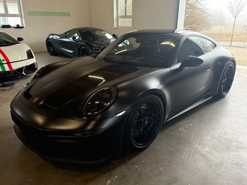 Porsche 992