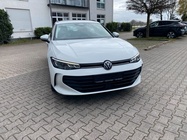 Volkswagen Passat 2024