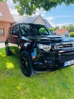 Land Rover Defender 2023