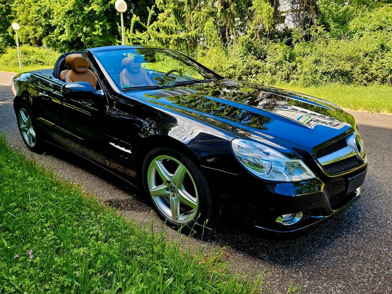 Mercedes-Benz SL-Class