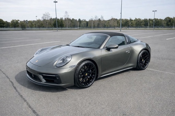 Porsche 992 2024