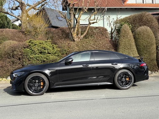 Mercedes-Benz AMG GT 2024