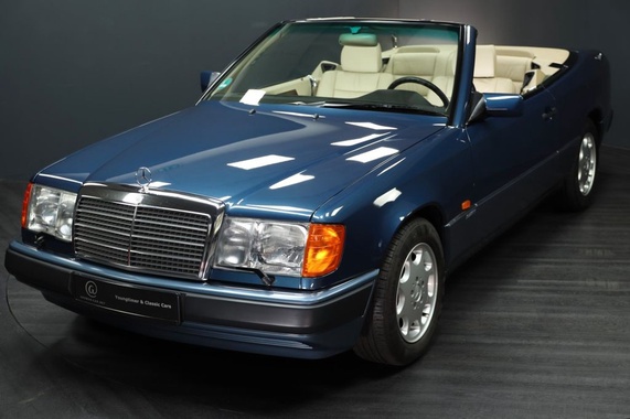 Mercedes-Benz 300 1993