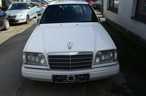 Mercedes-Benz E-Class 1993
