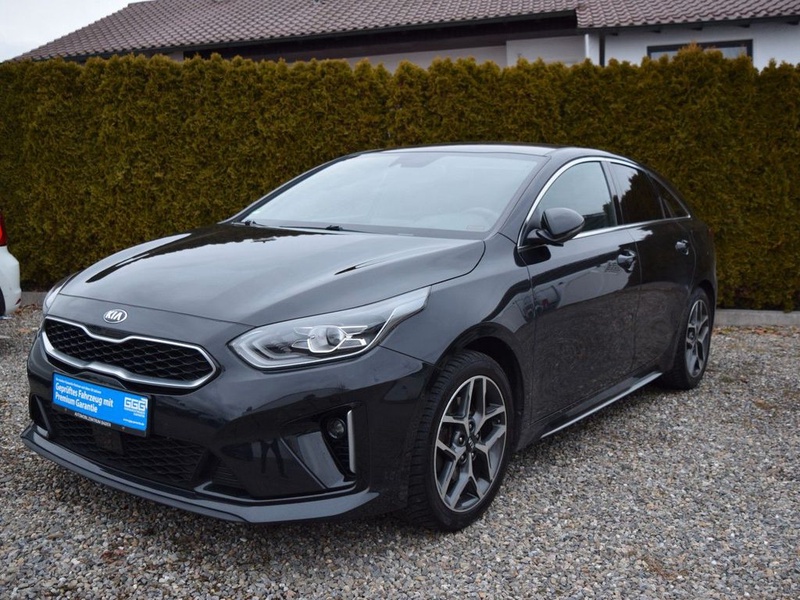 Kia pro cee'd / ProCeed