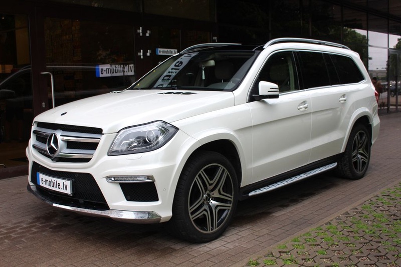 Mercedes-Benz GL-Class