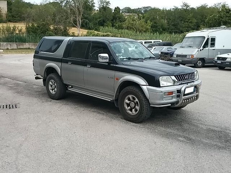 Mitsubishi L200