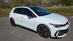 Volkswagen Golf 2025