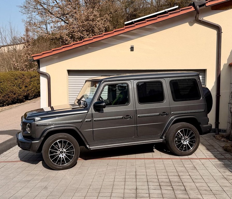 Mercedes-Benz G-Class
