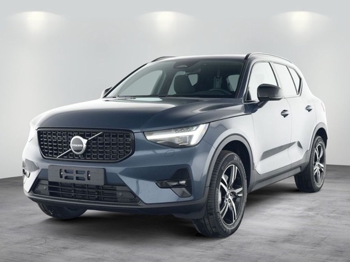 Volvo XC40 2025