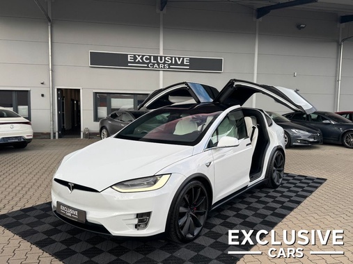 Tesla Model X 2020