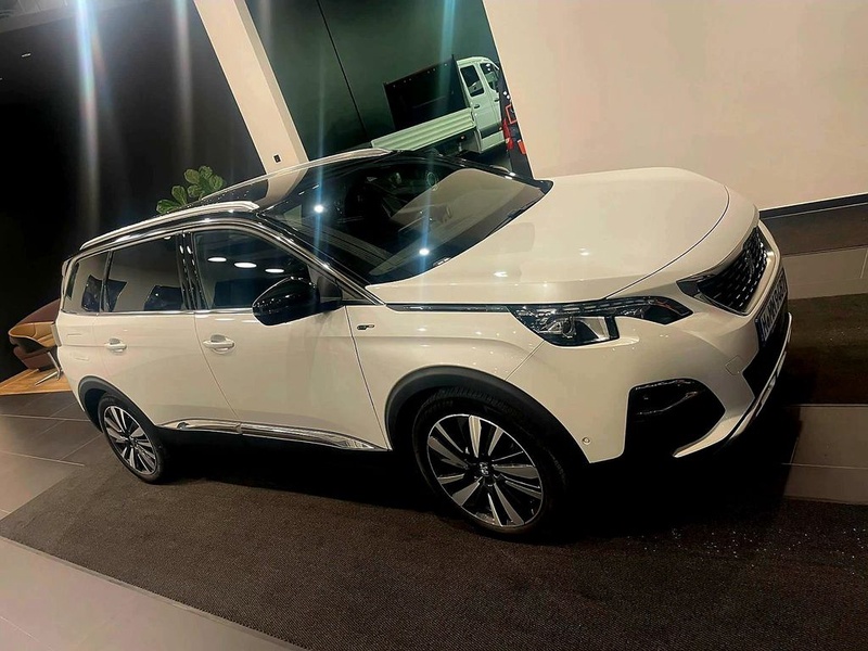 Peugeot 5008