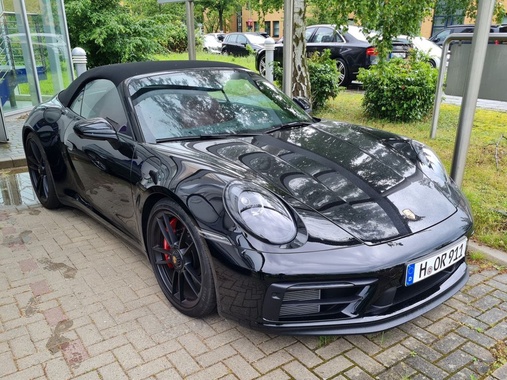 Porsche 992 2024