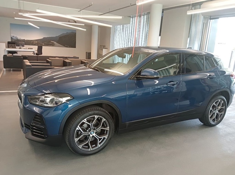 BMW X2