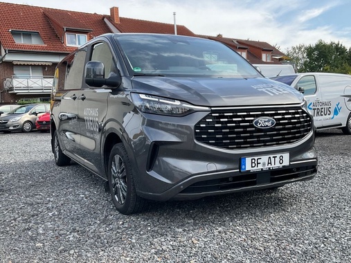 Ford Tourneo Custom 2025