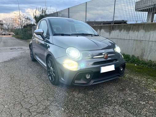 Abarth 595 2020