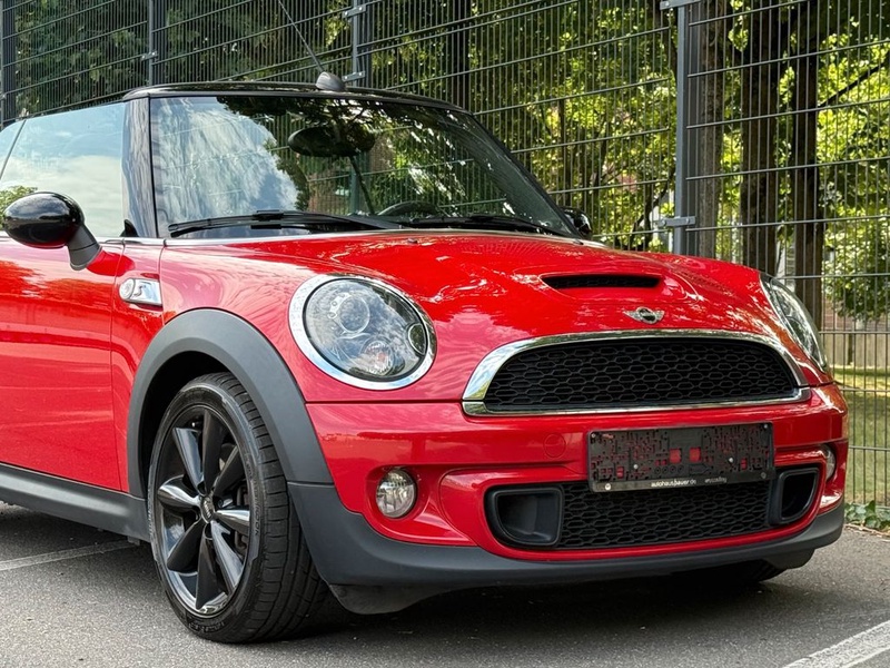 MINI Cabrio