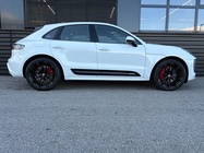Porsche Macan 2022