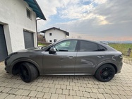 Porsche Cayenne 2023