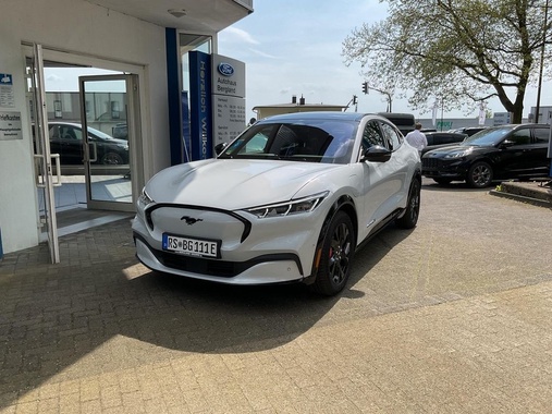 Ford Mustang Mach-E 2023