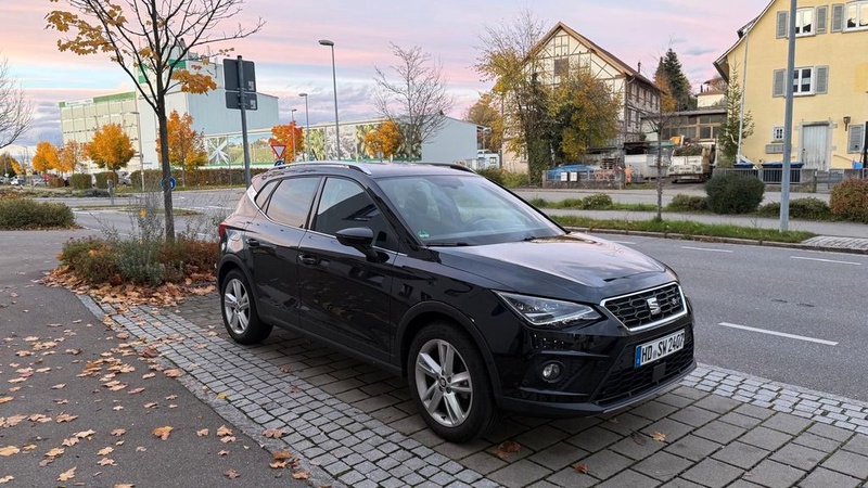 Seat Arona