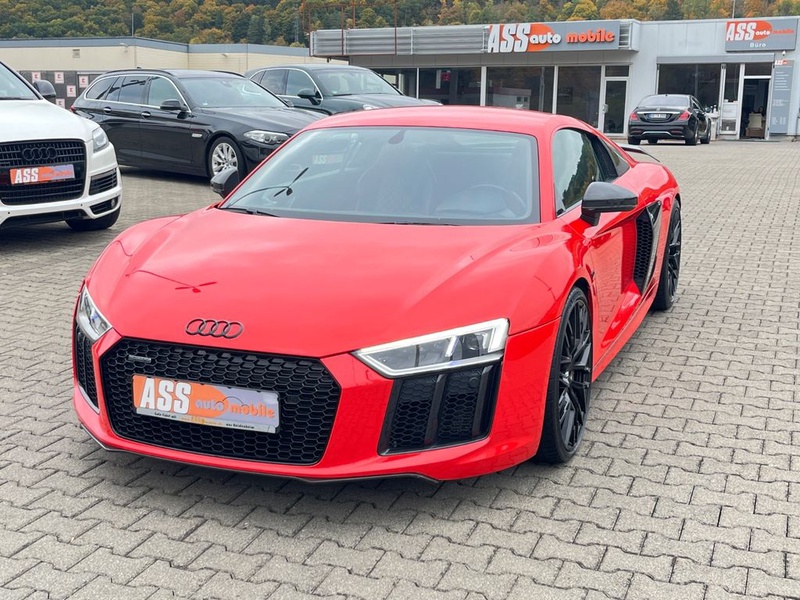 Audi R8