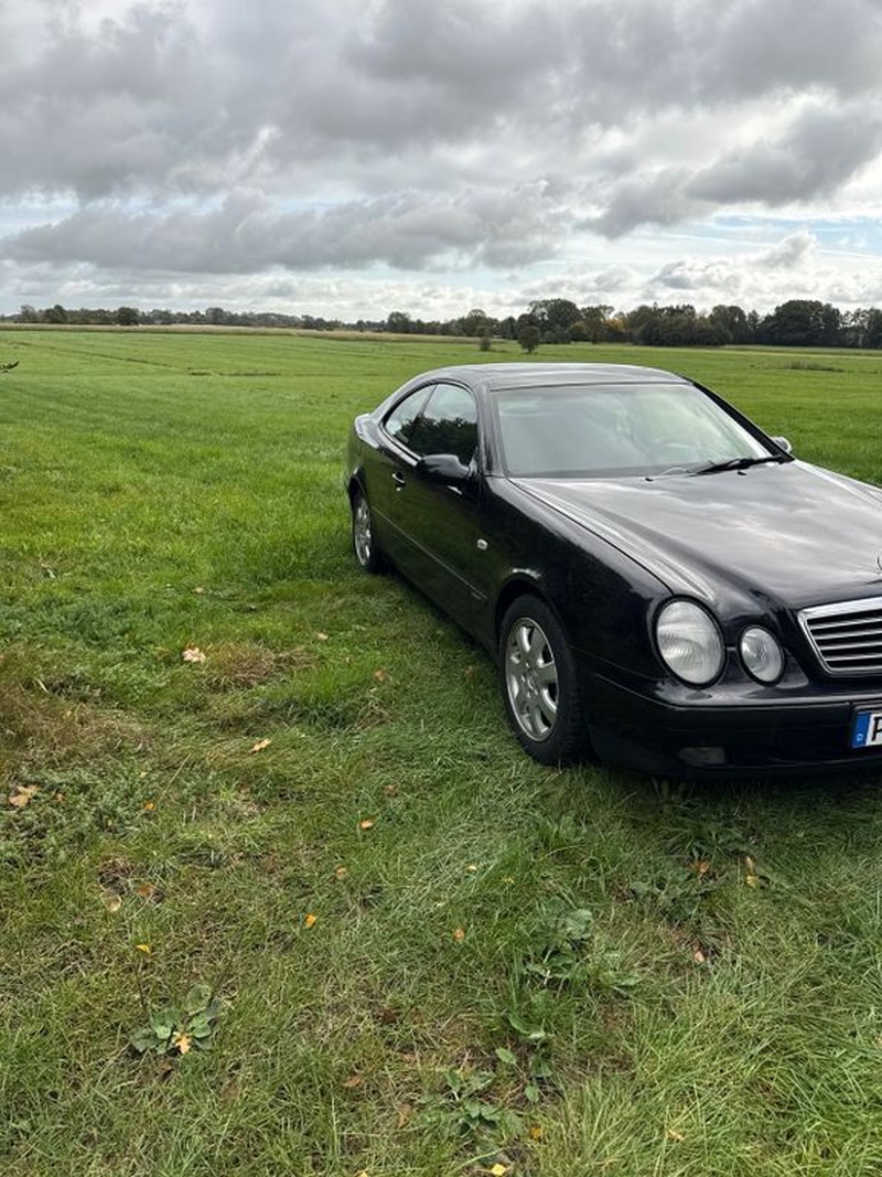 Mercedes-Benz CLK-Class