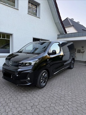 Opel Zafira 2025