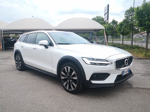 Volvo V60 2021