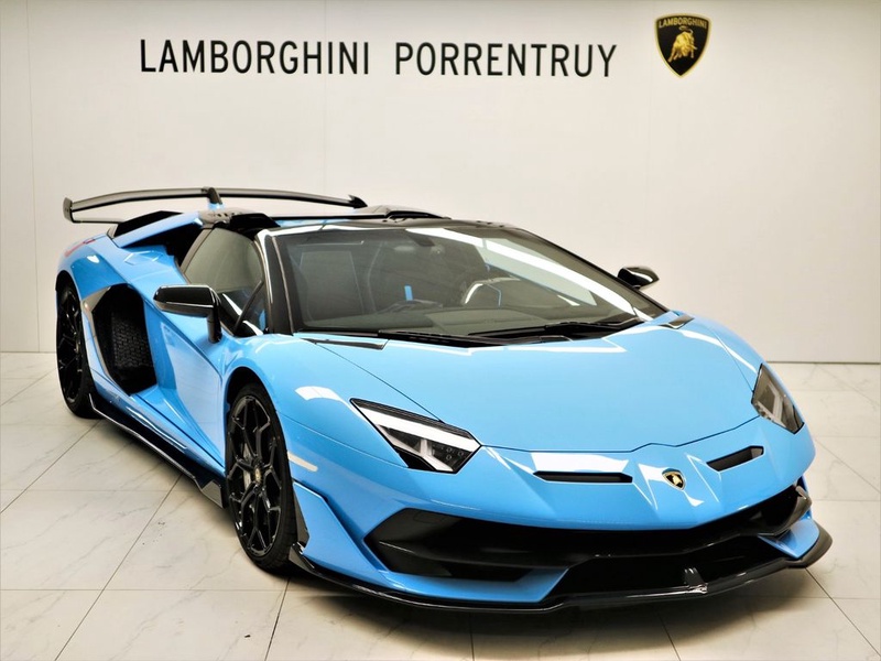 Lamborghini Aventador
