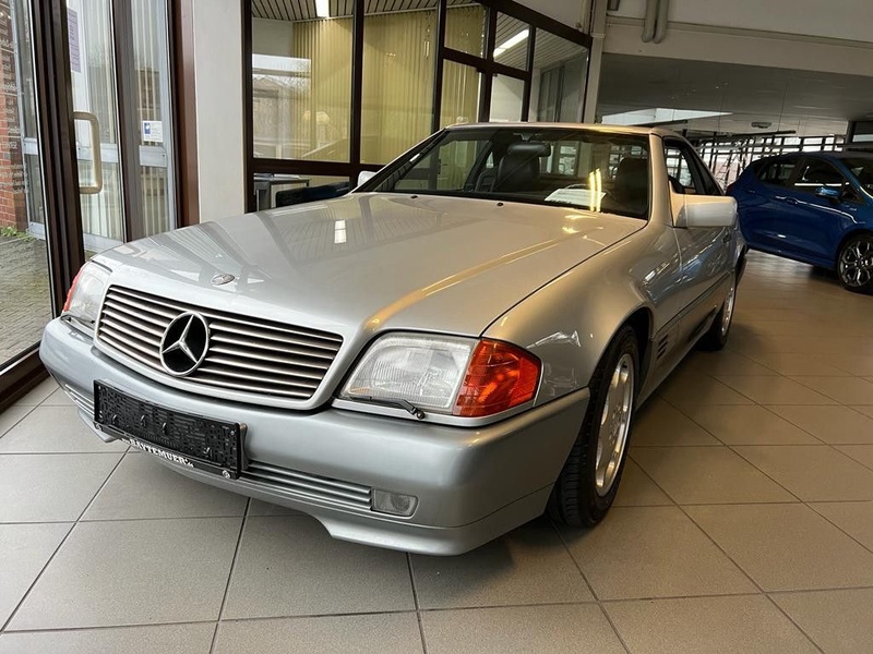 Mercedes-Benz SL-Class